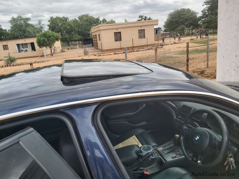 BMW 320i E46  in Botswana