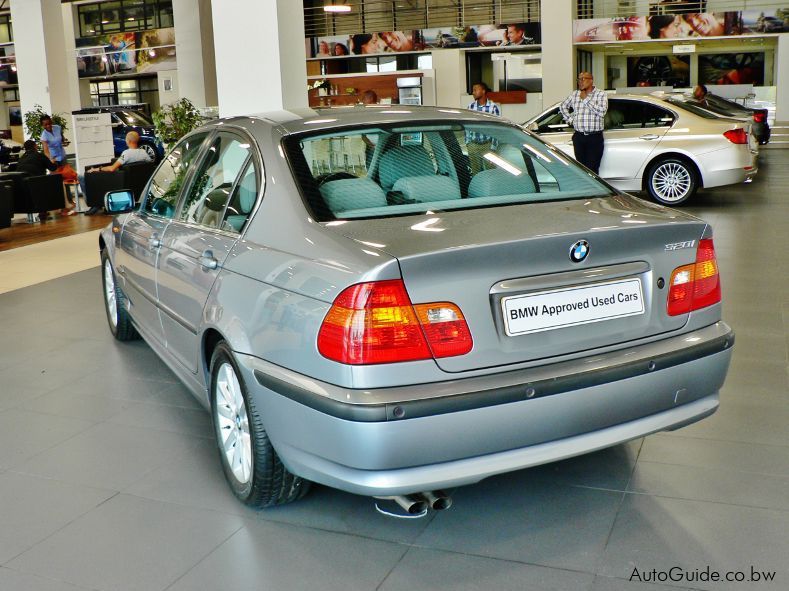 BMW 320i E46 in Botswana