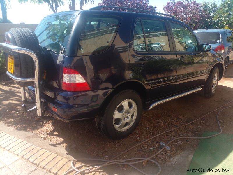 Mercedes-Benz ML350 in Botswana