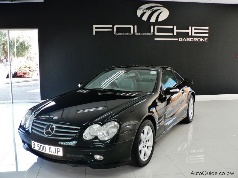 Mercedes-Benz SLK 500 in Botswana