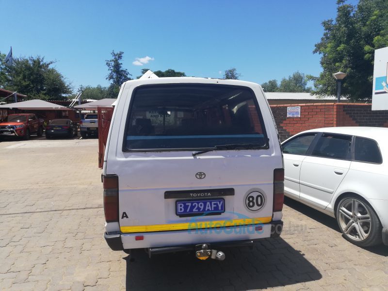 Toyota Combi super16 in Botswana