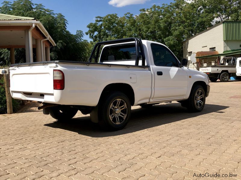 Toyota Hilux 1RZ in Botswana