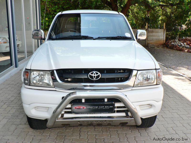 Toyota Hilux KZTE Legend 35 in Botswana