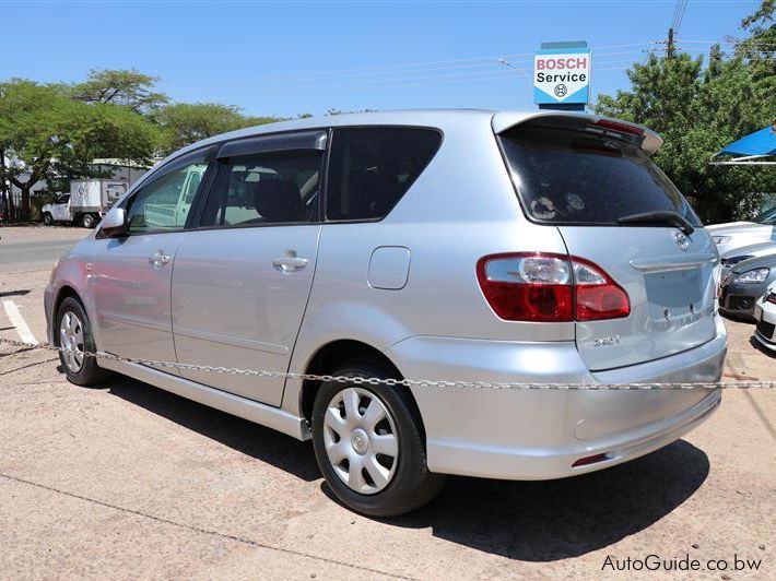 Used Toyota Ipsum 2004 Ipsum for sale Gaborone Toyota Ipsum sales