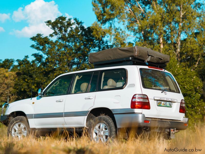 Toyota Land Cruiser 4.2 in Botswana