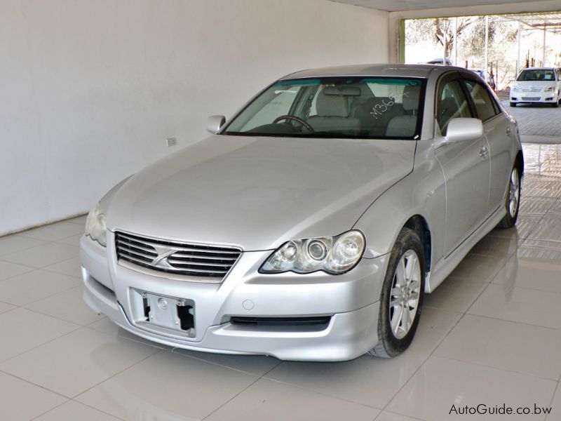 Toyota Mark X 250G in Botswana