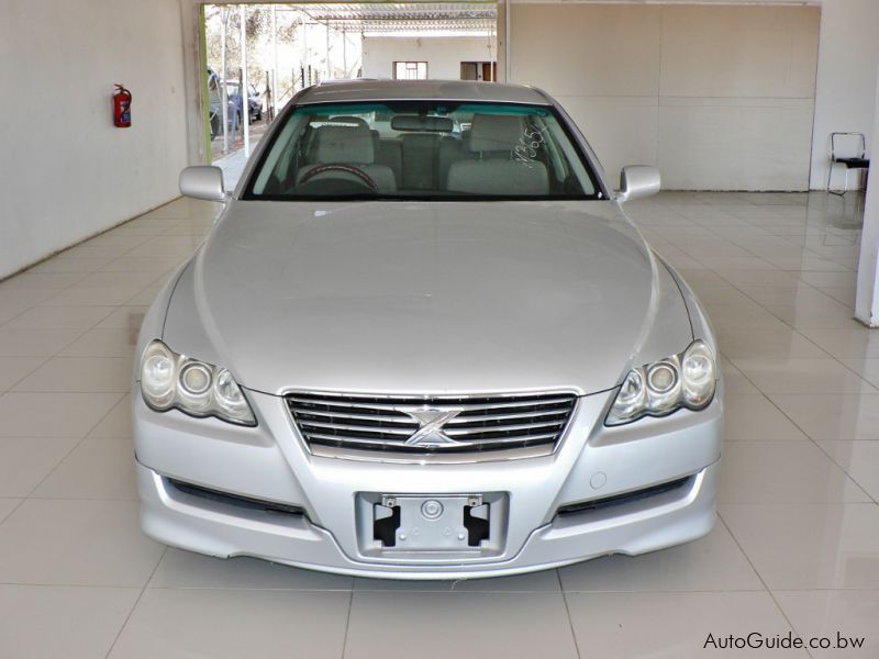 Toyota Mark X 250G in Botswana