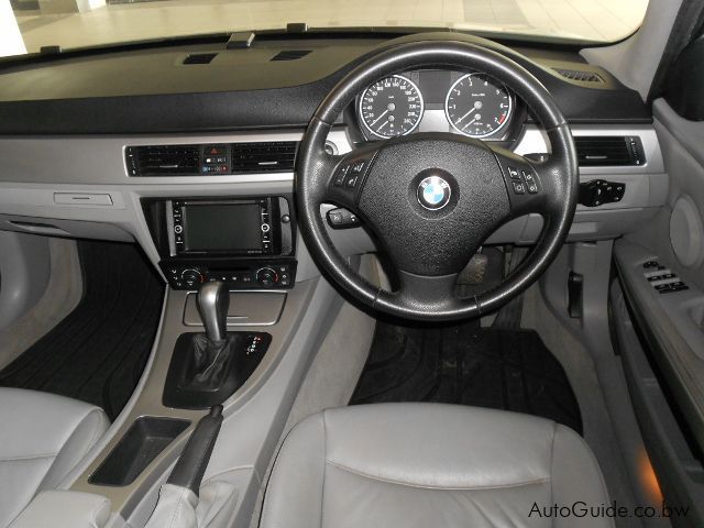 BMW 320i A E90 in Botswana