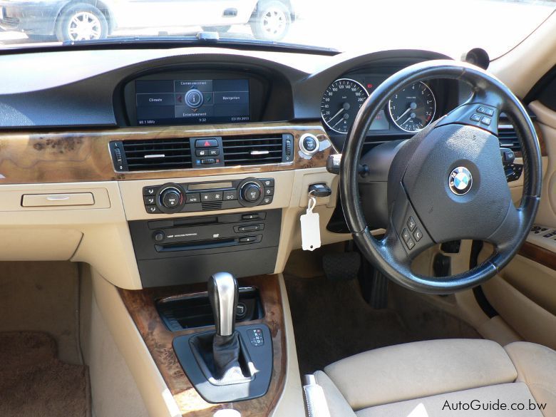 BMW 325i E90 in Botswana