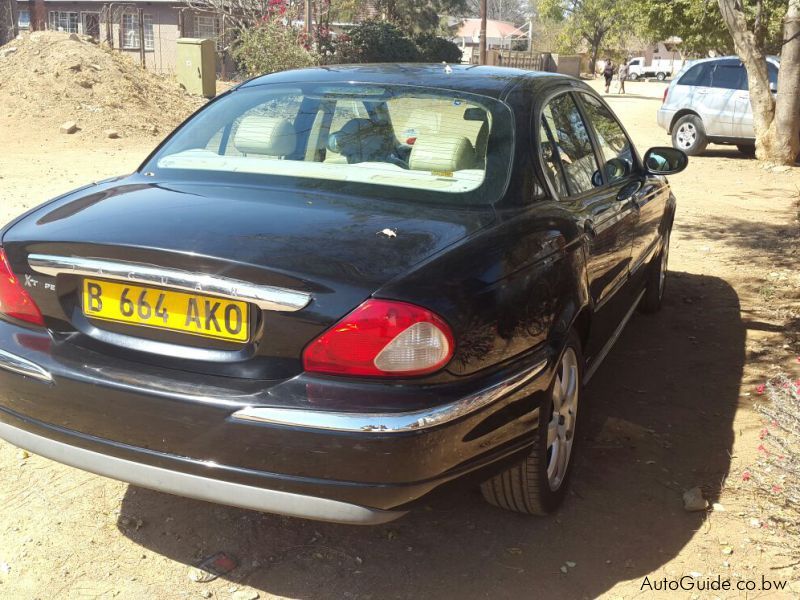 Jaguar X Type in Botswana