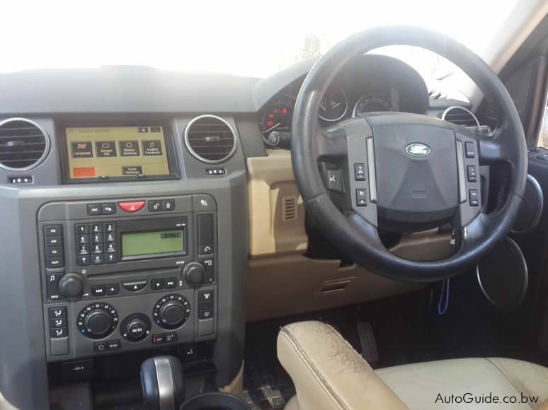 Land Rover Discovery 3 V8 in Botswana