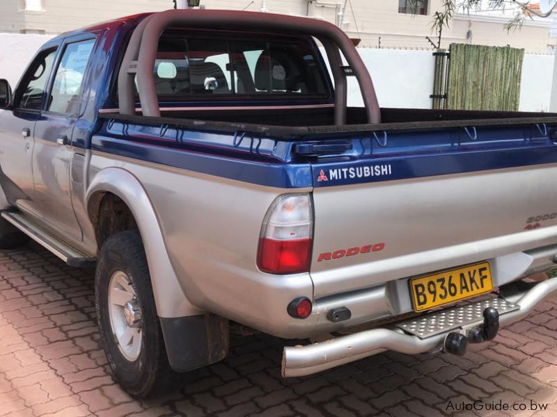 Mitsubishi Colt Rodeo V6 in Botswana