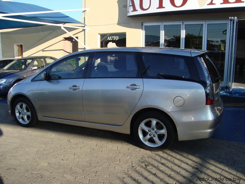 Mitsubishi Grandis in Botswana