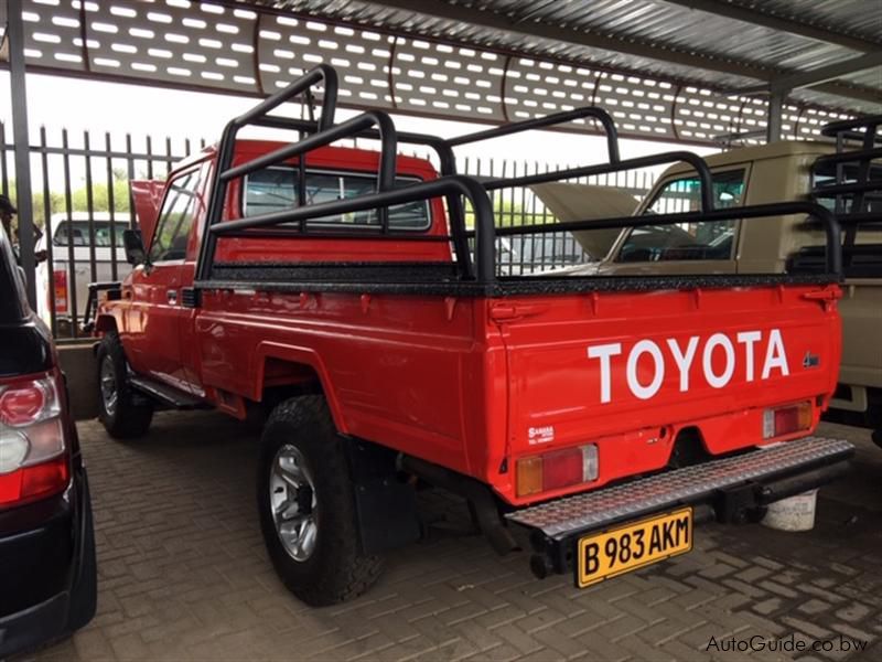 Toyota Land Cruiser EFI in Botswana