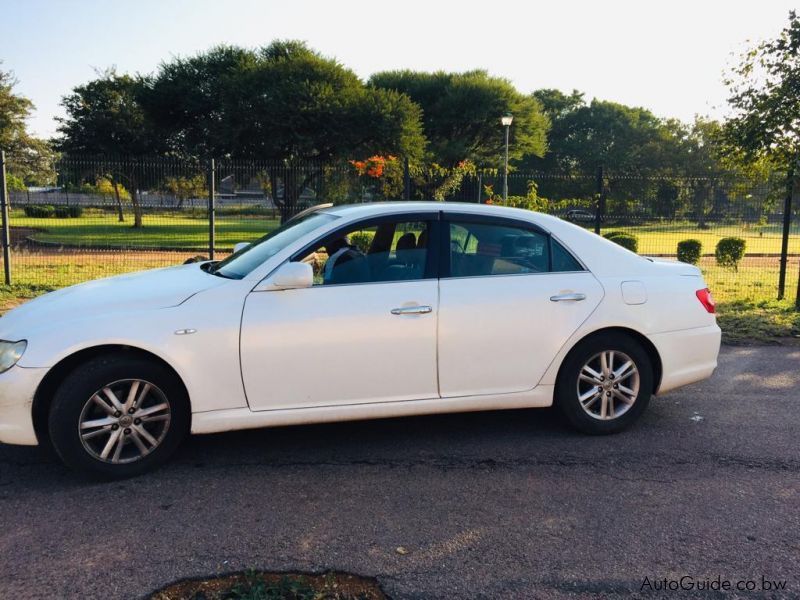 Toyota MarkX in Botswana