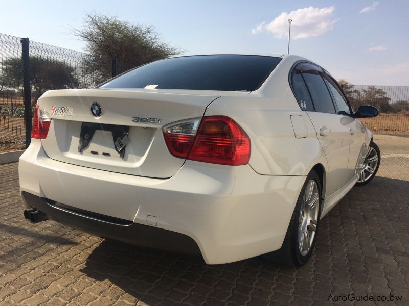 BMW 323i E90 M Sport in Botswana