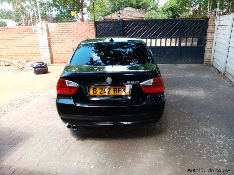 BMW E90 323i in Botswana