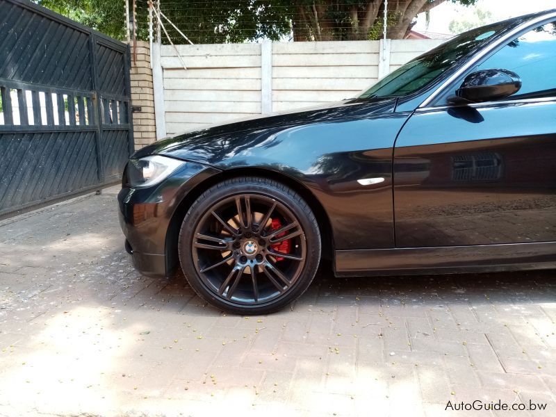 BMW E90 323i in Botswana