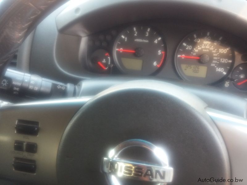 Nissan Navara D40 2.5 Diesel in Botswana