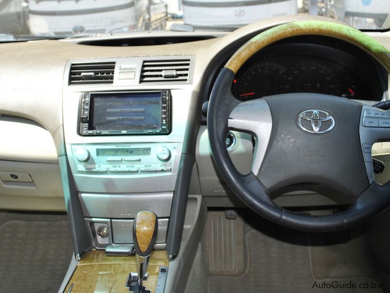 Toyota Camry G in Botswana
