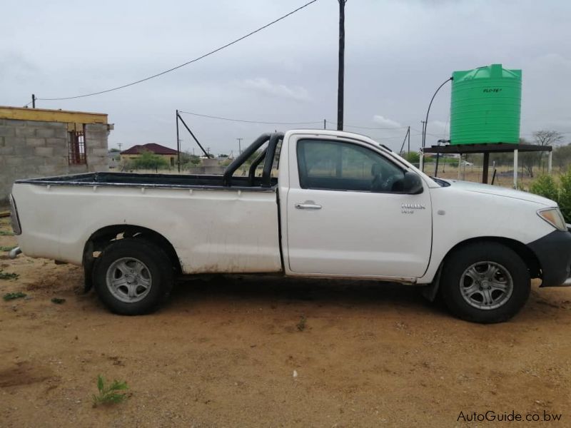 Toyota Hilux 2000 in Botswana