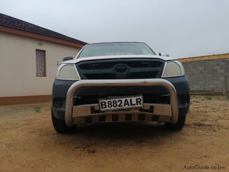 Toyota Hilux 2000 in Botswana