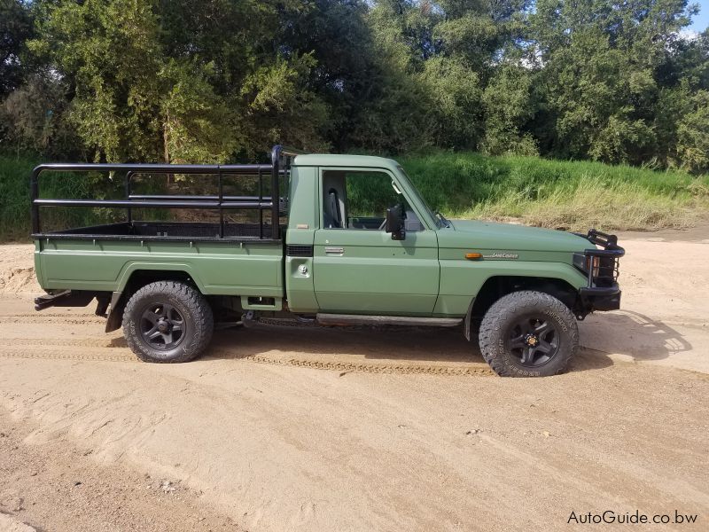 Toyota Land Cruiser in Botswana