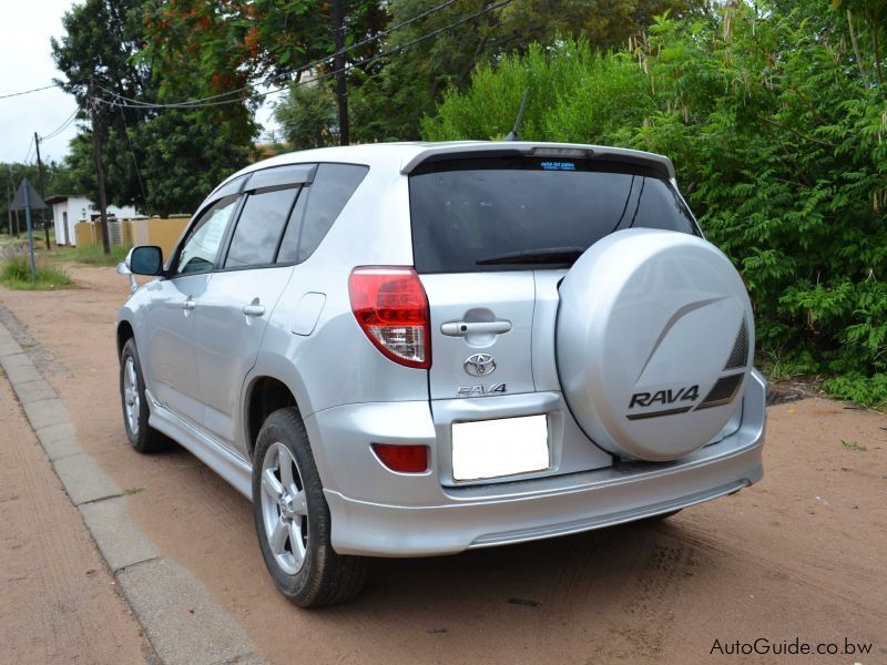 Toyota Rav4 in Botswana