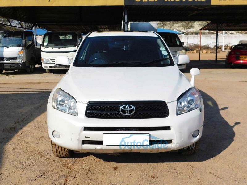 Toyota Rav4 in Botswana