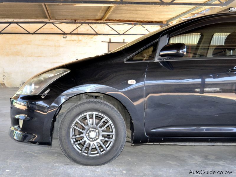 Toyota Wish - 7 Seater in Botswana