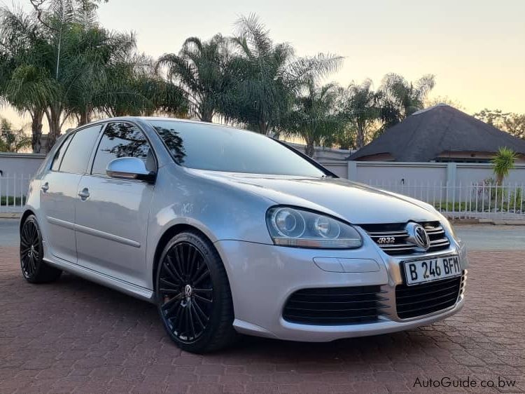 Volkswagen Golf 5 R32 in Botswana