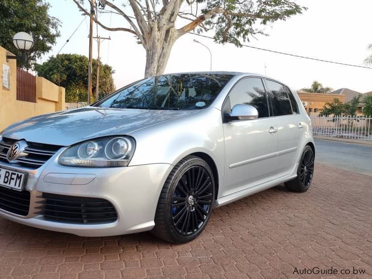 Volkswagen Golf 5 R32 in Botswana