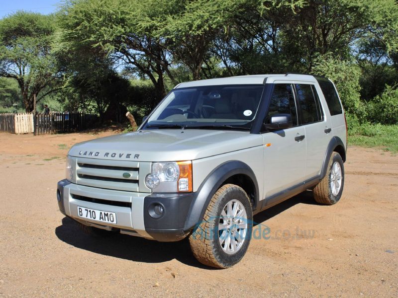 Land Rover Discovery 3 V8 SE in Botswana