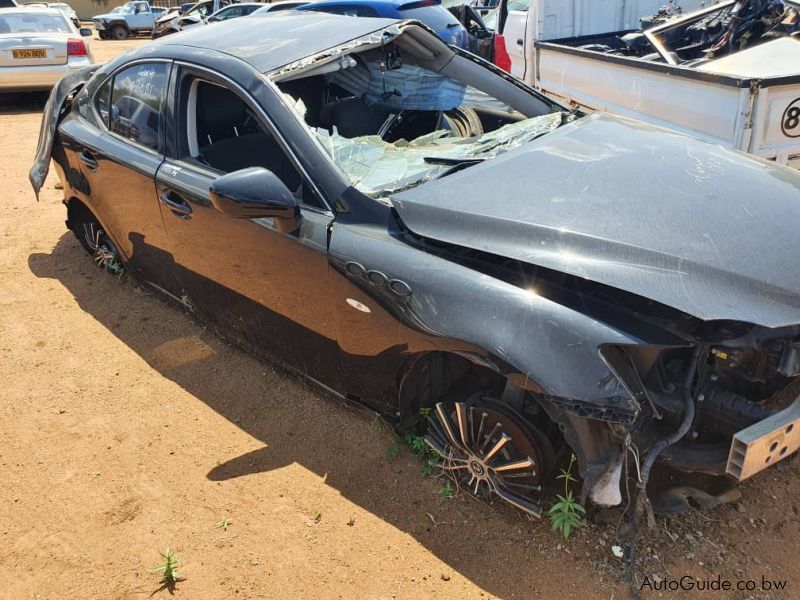 Lexus IS350 in Botswana