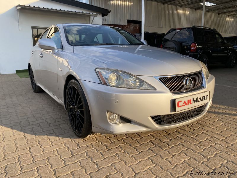 Lexus IS350 in Botswana