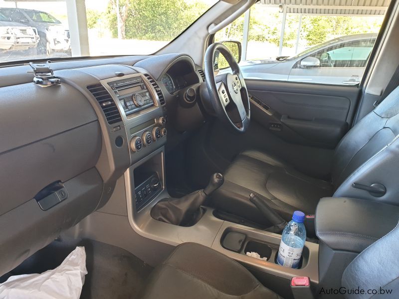 Nissan Pathfinder 2.5 DCi in Botswana