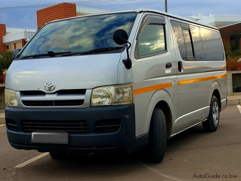 Toyota Hiace (Mini Quantum) in Botswana