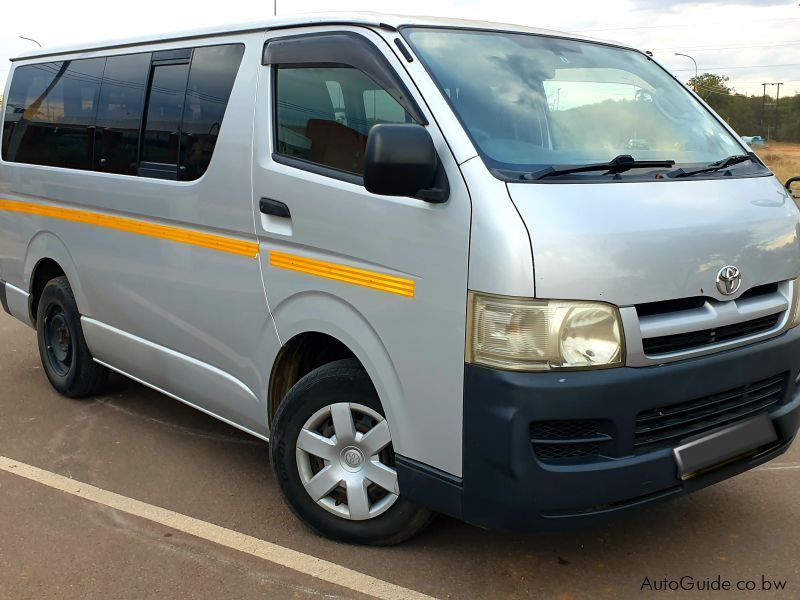 Toyota Hiace (Mini Quantum) in Botswana