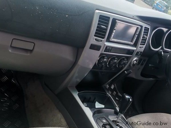 Toyota Hilux Surf 2.7 3rz in Botswana