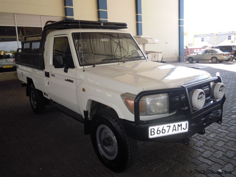 Toyota Land Cruiser 4500 EFI in Botswana