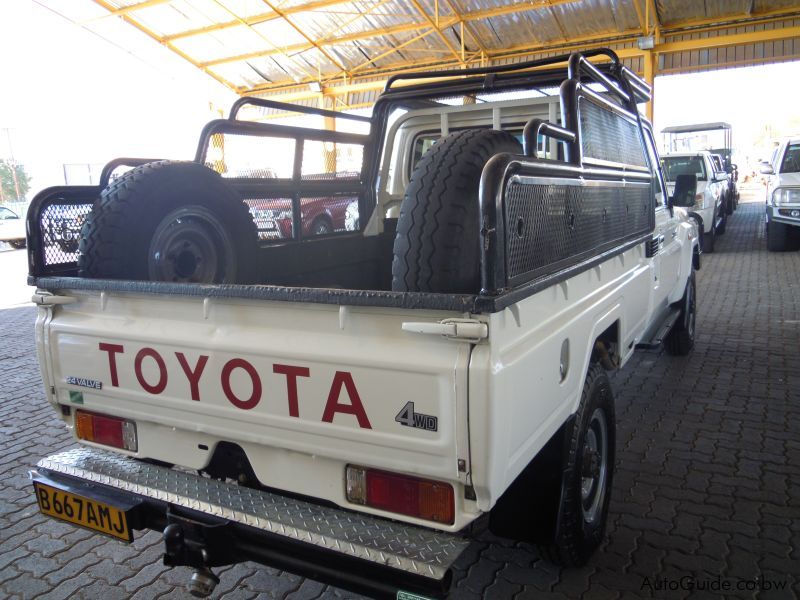 Toyota Land Cruiser 4500 EFI in Botswana