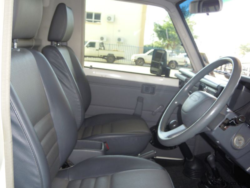 Toyota Land Cruiser 4500 EFI in Botswana