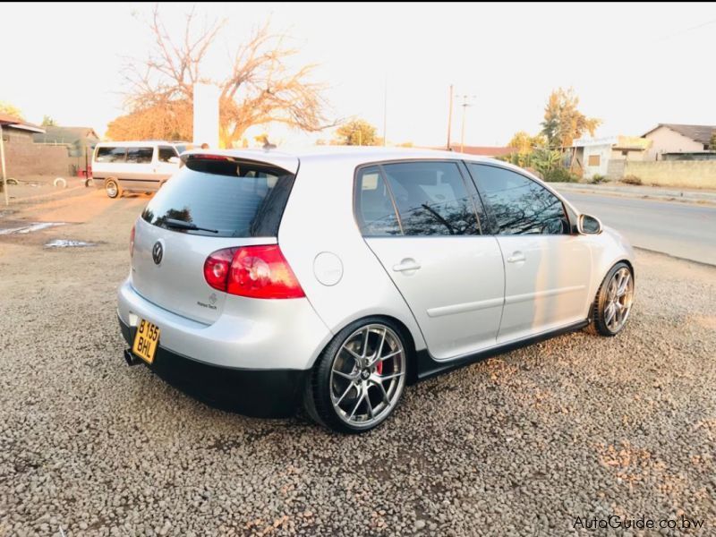 Volkswagen Golf 5 GTI in Botswana