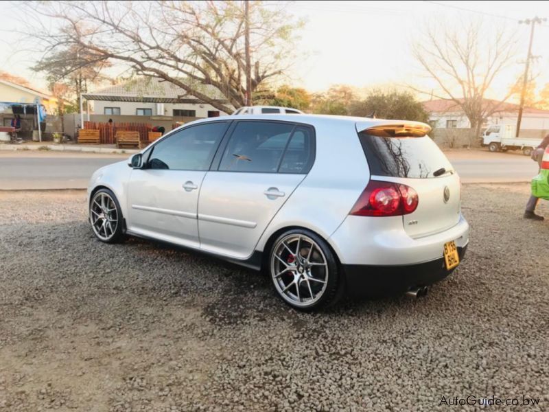 Volkswagen Golf 5 GTI in Botswana