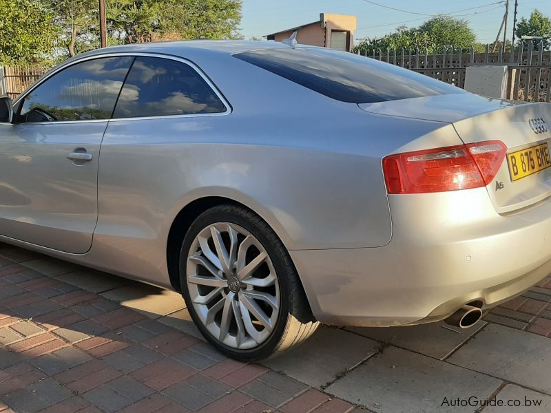 Audi A5  3.2 in Botswana