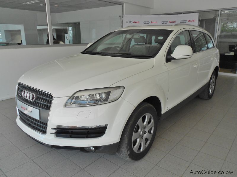 Audi Q7 in Botswana