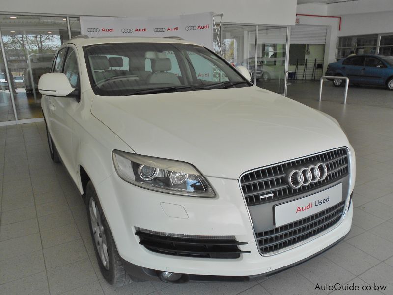 Audi Q7 in Botswana