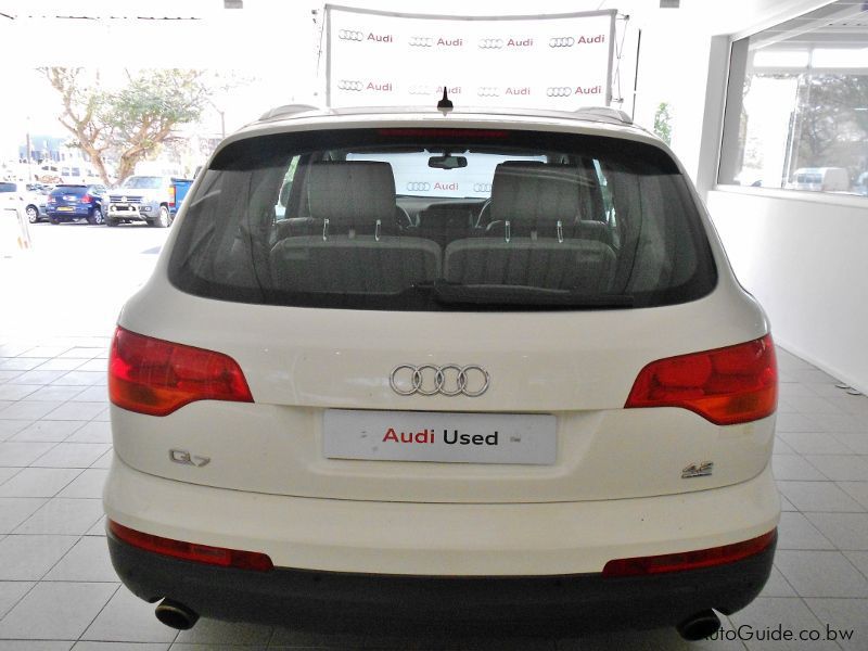 Audi Q7 in Botswana