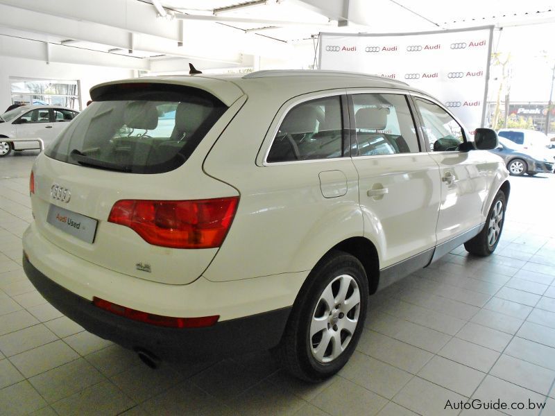 Audi Q7 in Botswana