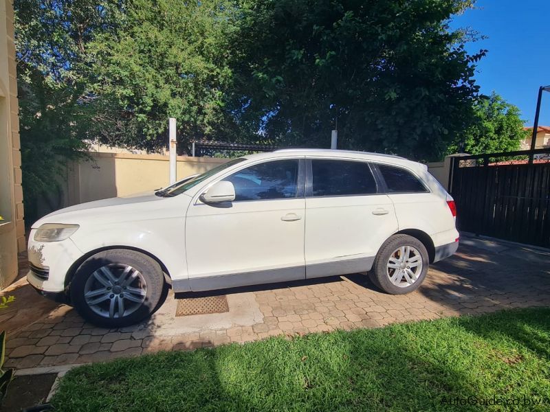 Audi Q7 in Botswana